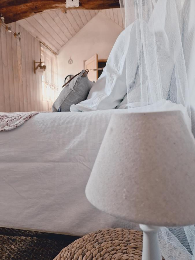 Aux Secrets D'Agathe Bed & Breakfast Plan  Exterior photo