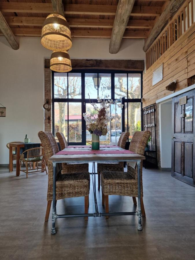 Aux Secrets D'Agathe Bed & Breakfast Plan  Exterior photo